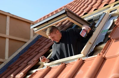 Pose de fenêtres de toit Velux à Beaumesnil